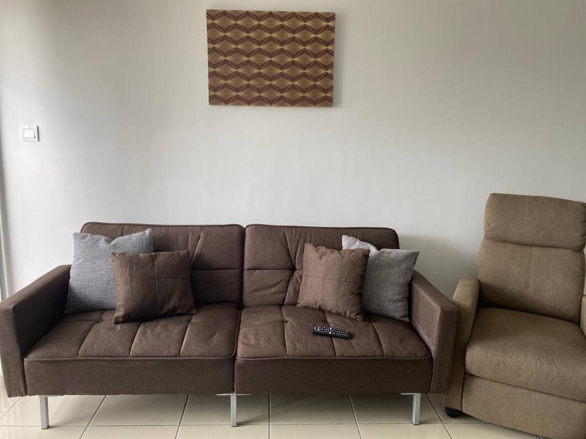 Alanis D'Semporna Homestay Sepang Exterior photo